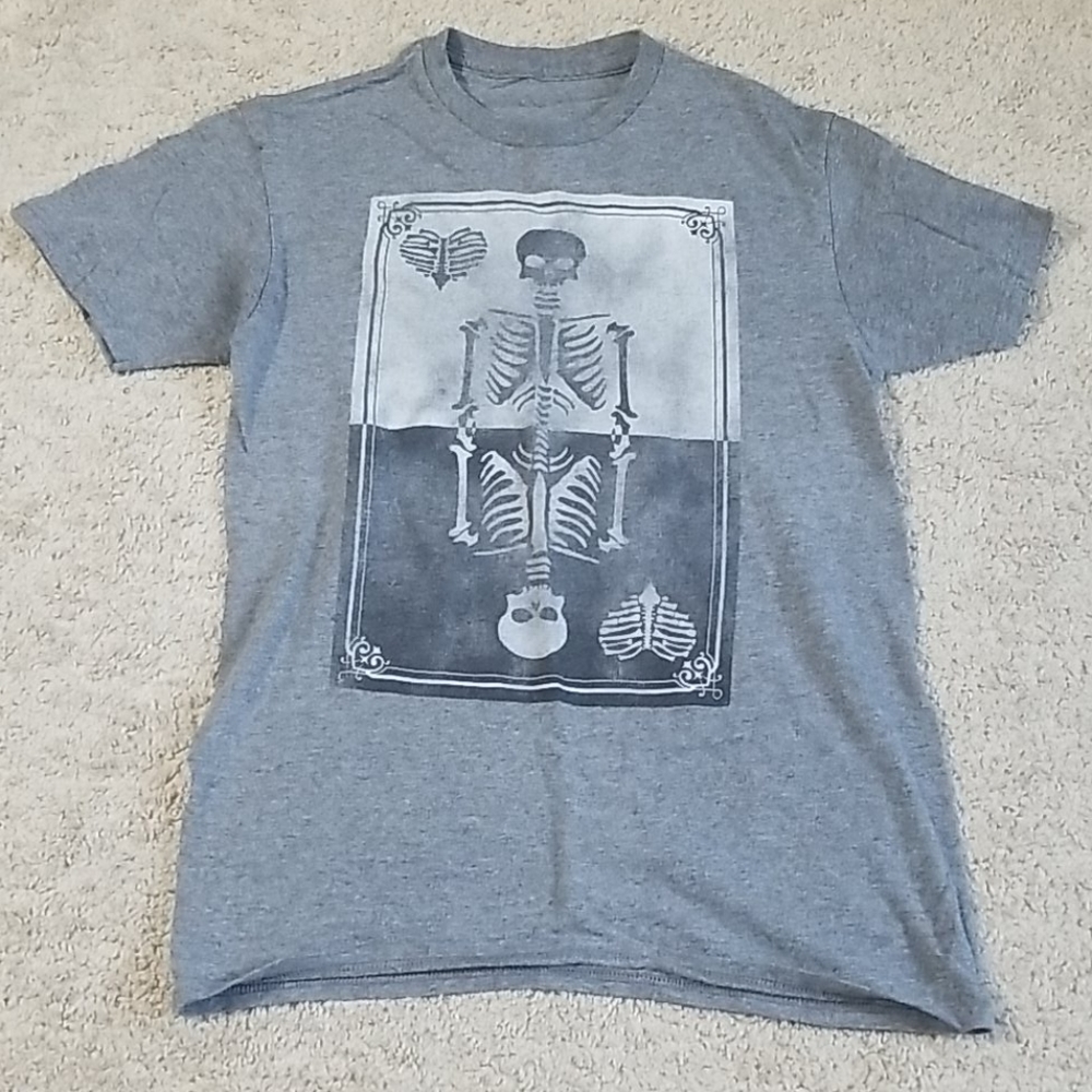 Grey skeleton shirt